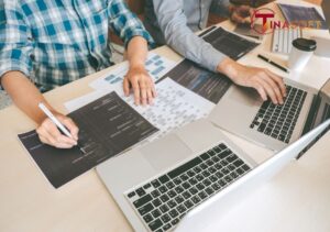 Context-Aware Software Design: Enhancing User Experience